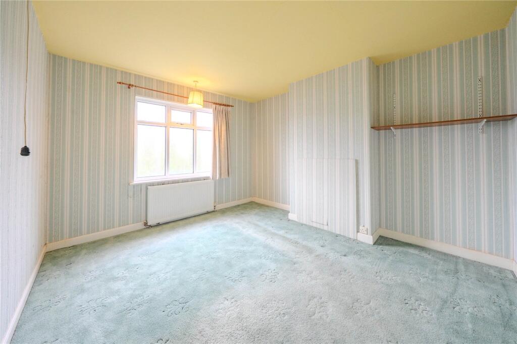 House in Leeds, West Yorkshire - View 6
