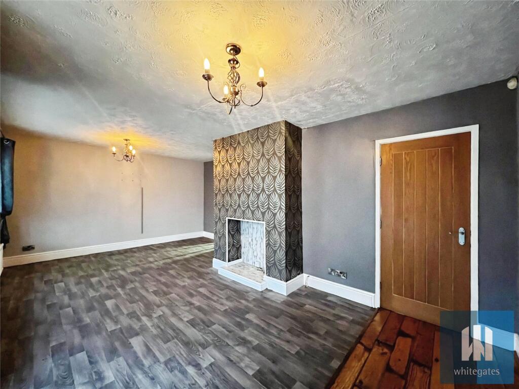 Deganwy Drive, Kirkheaton, Huddersfield, HD5 photo 3