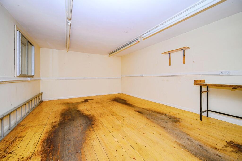 Additional image 19 of Luton Road, Harpenden, AL5