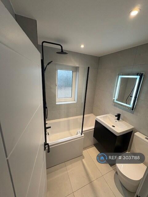 House in Stevenage - View 4