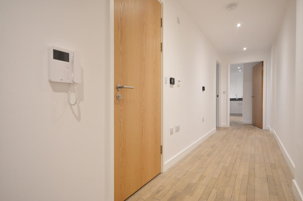 Apartment in Bristol - View 2