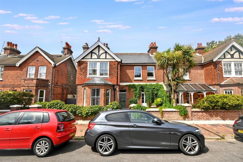 Mayfield Place, Eastbourne