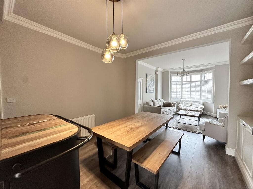 Grove Lane, Timperley – pohled 6