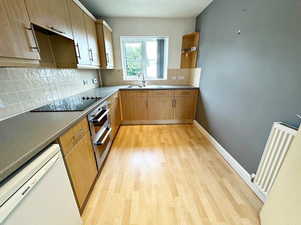 Apartment in Bolton, Westhoughton - View 5
