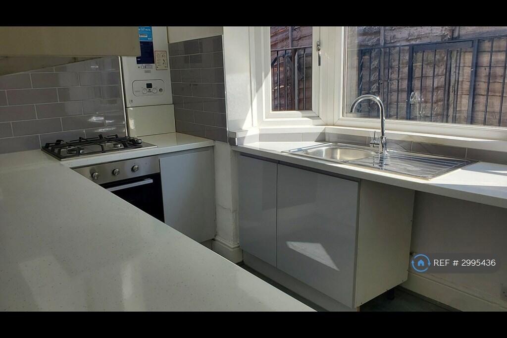 Alcester Road South, Birmingham, B14 photo 4