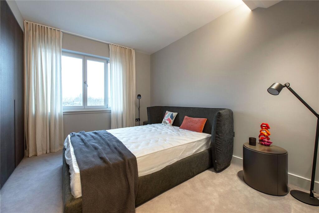 Lancelot Place, London, SW7 - View 5