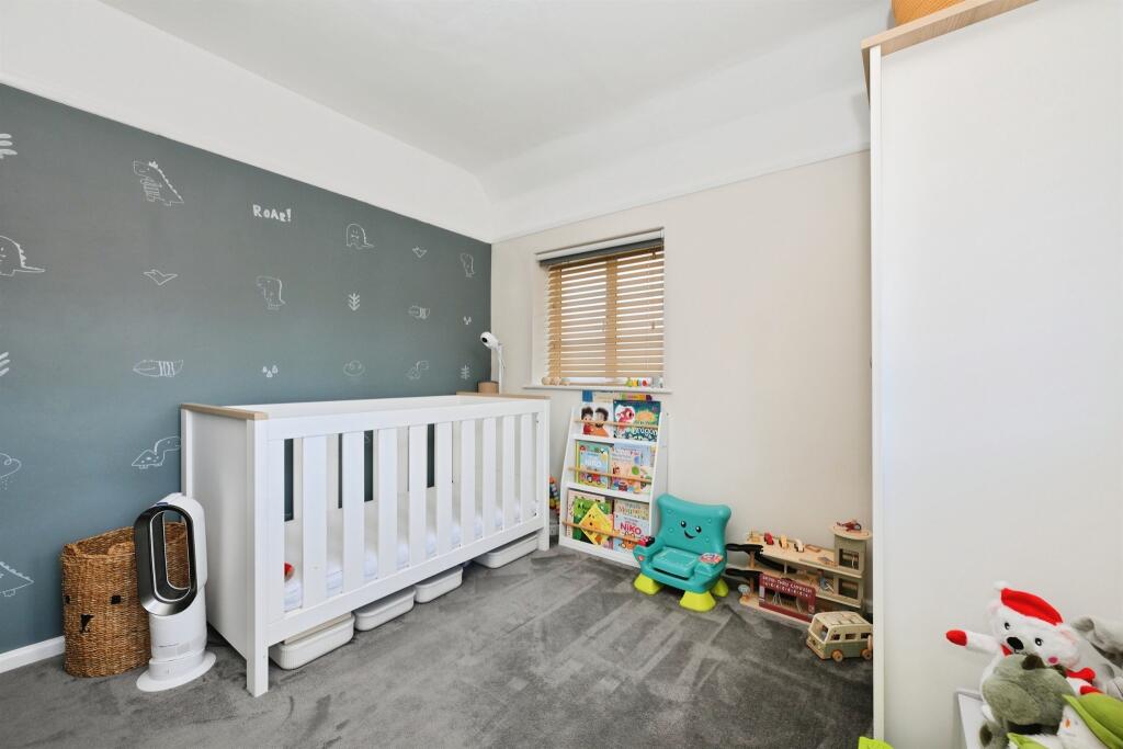 Additional image 17 of Longlands Road, Welwyn Garden City