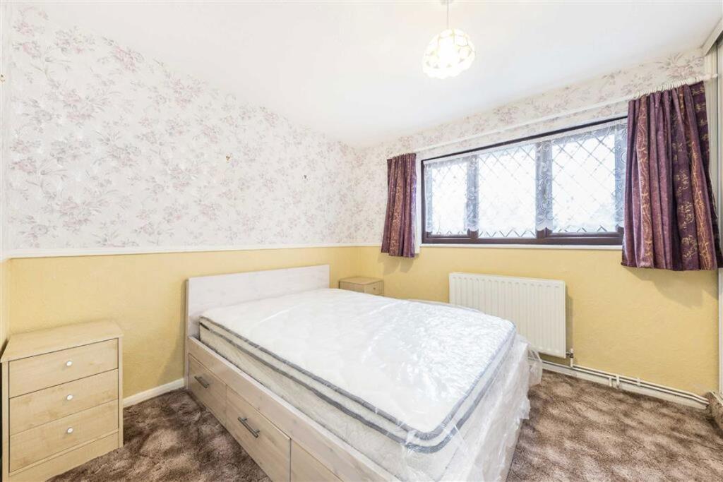2 bedroom house for rent