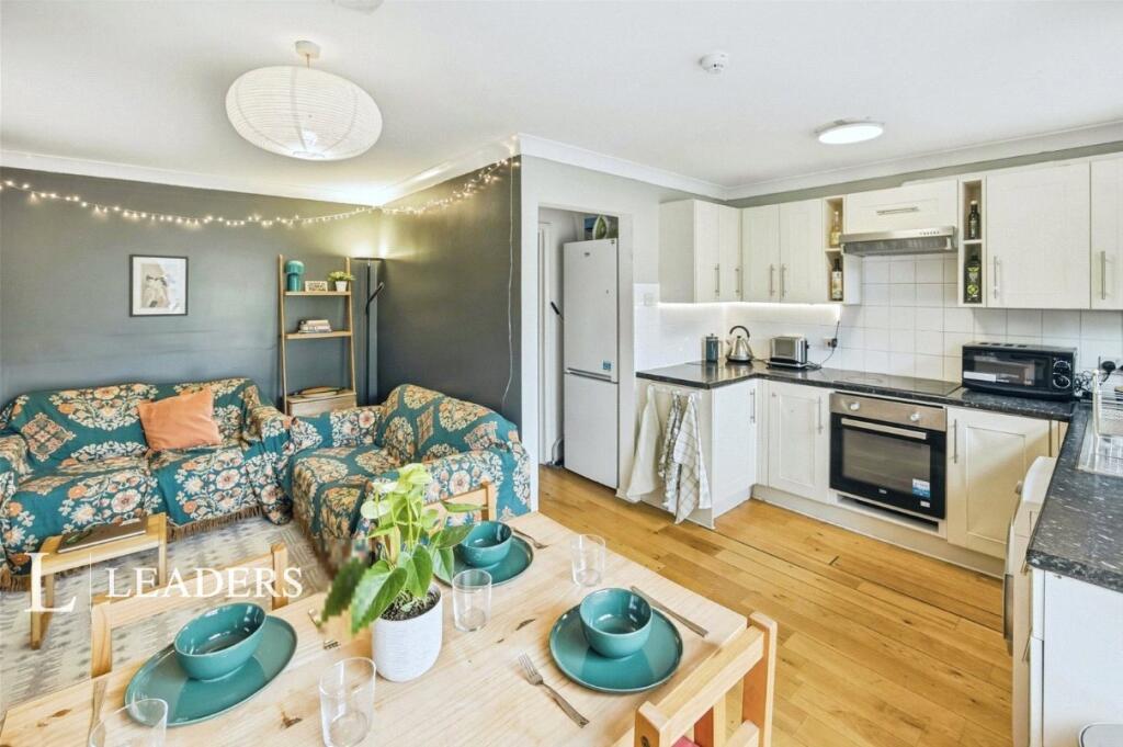 Main image of property: Thoday Street, Cambridge, Cambridgeshire, CB1