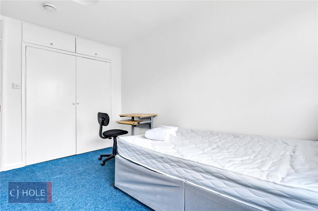 5 bedroom house for rent