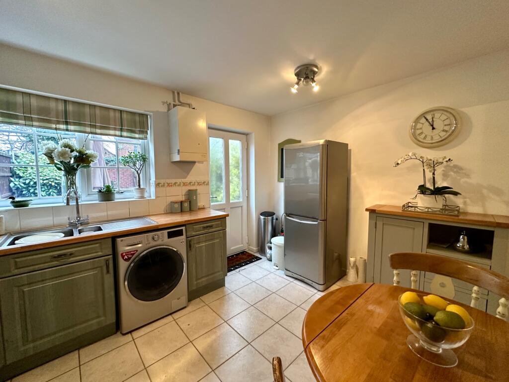 House in Walsall, Old Town, Heath End - More