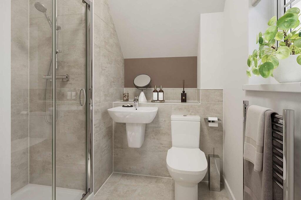 House in Mole Valley, Dorking - More