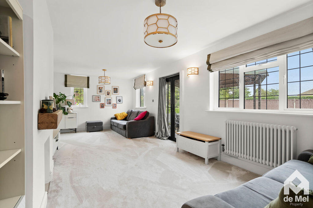 House in Cheltenham, Gotherington - View 5
