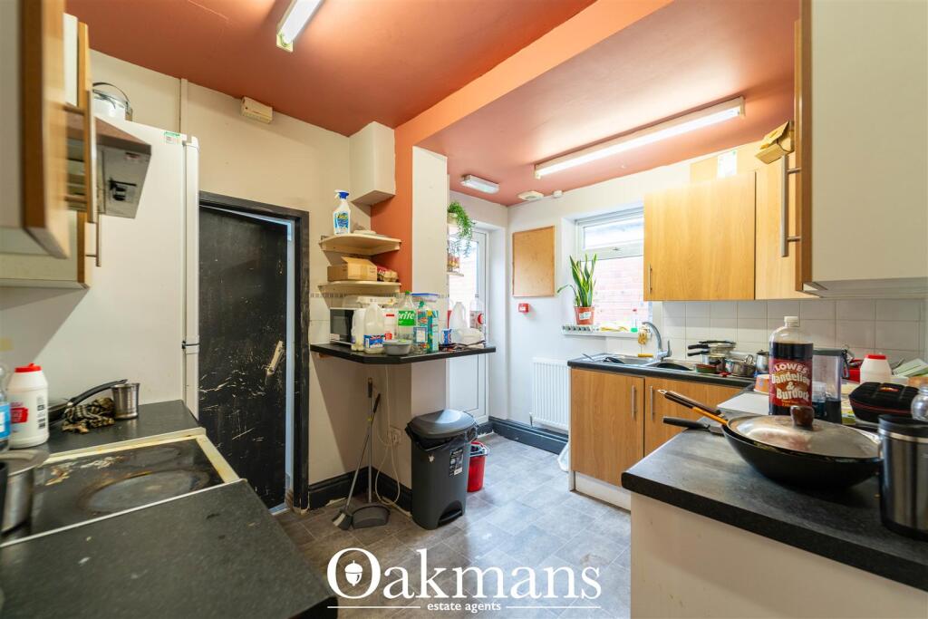 5 bedroom house for rent
