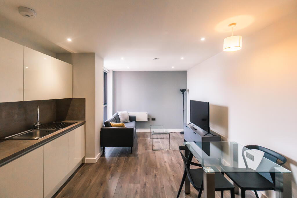 Apartment in Liverpool - View 4