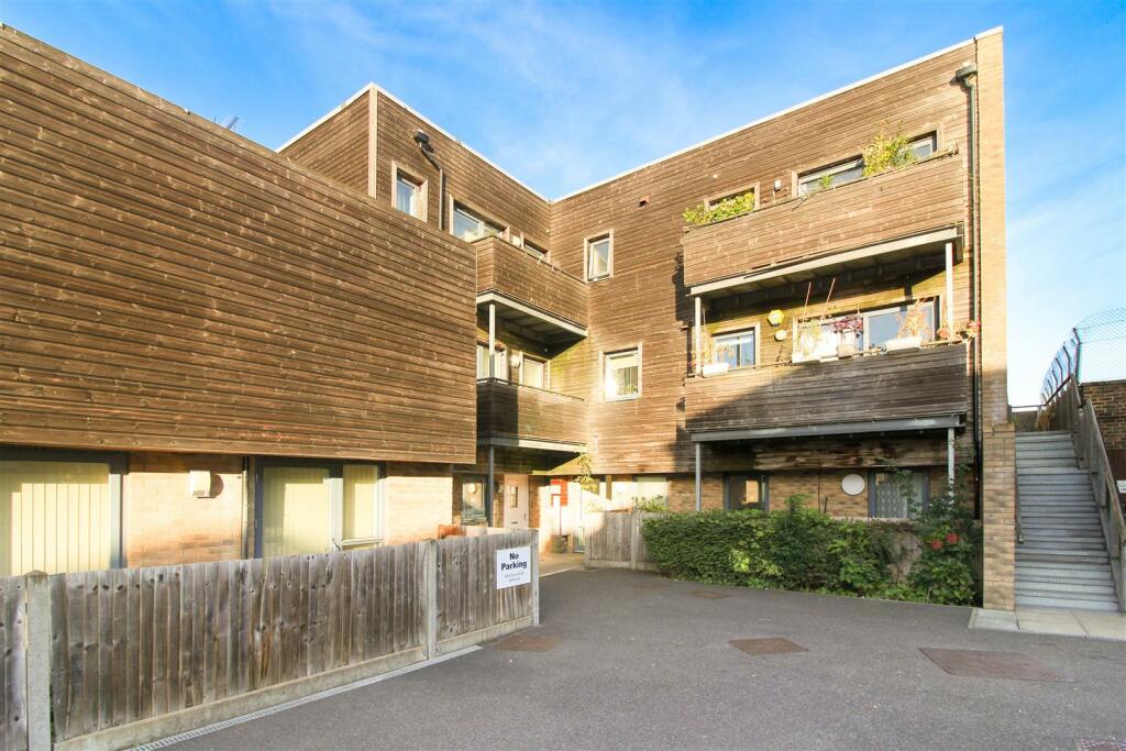 Main image of property: Reform Row, London