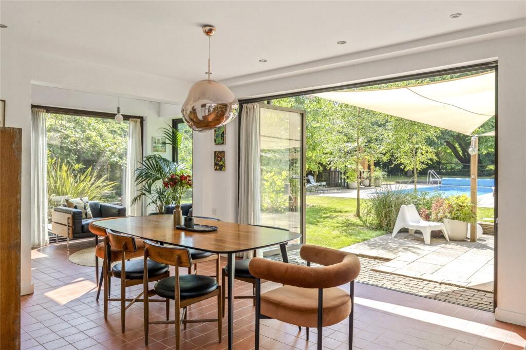 House in Lewes, East Chiltington - More
