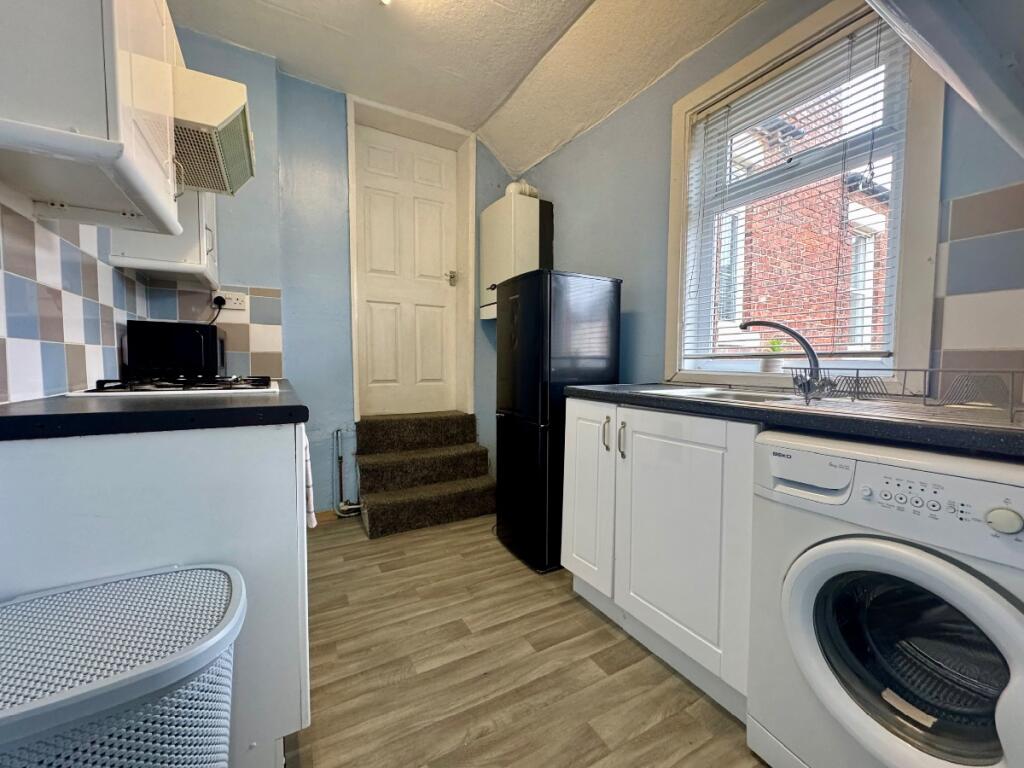 Apartment in Newcastle upon Tyne - View 4