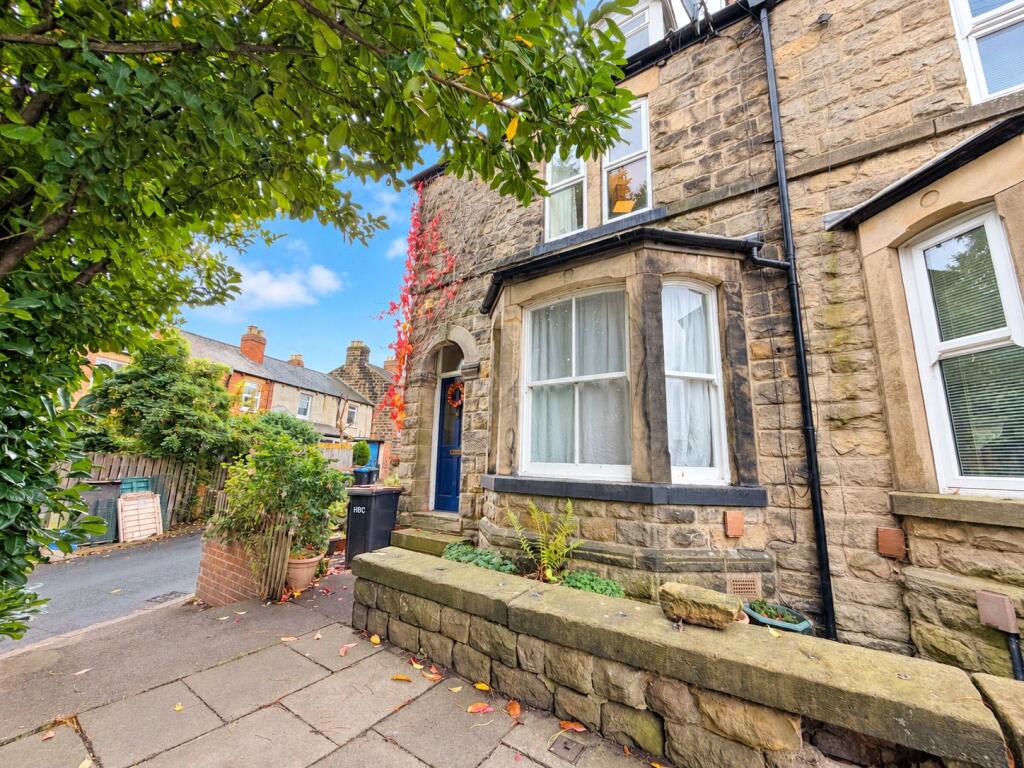 3-bed terraced on Grove Park Walk, Harrogate, North Yorkshire, HG1, £235,000