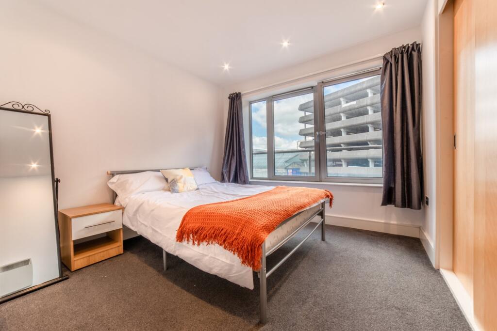 Apartment in Nottingham - View 3