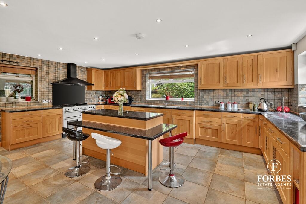 Hunters Lodge, Mellings Fold, Preston, PR1 - View 3