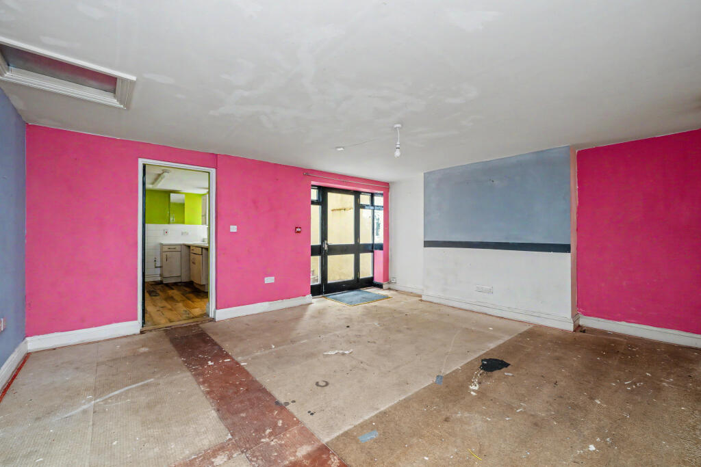 Basement, 51 York Road, Hove, East Sussex, BN3 1DJ - More