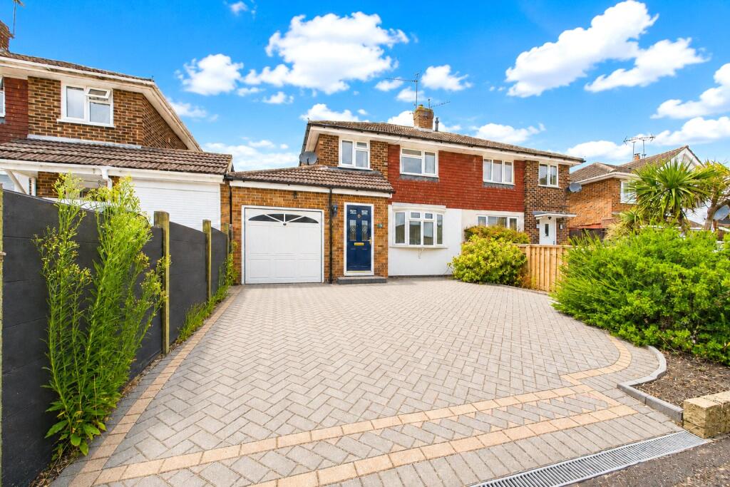 3-bed semi-detached on Fairford Road, Tilehurst, Reading, Berkshire, RG31, £425,000