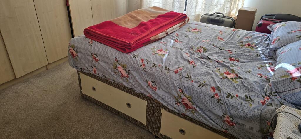 Main image of property: Park Avenue, Southall, UB1