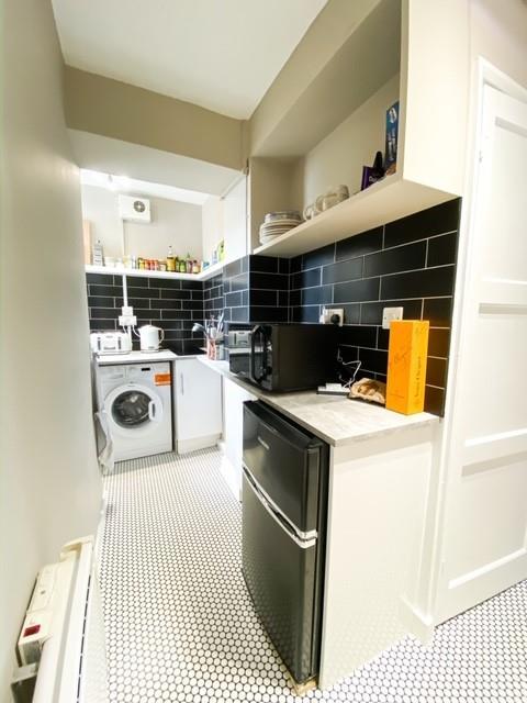 Apartment in Brighton - View 5