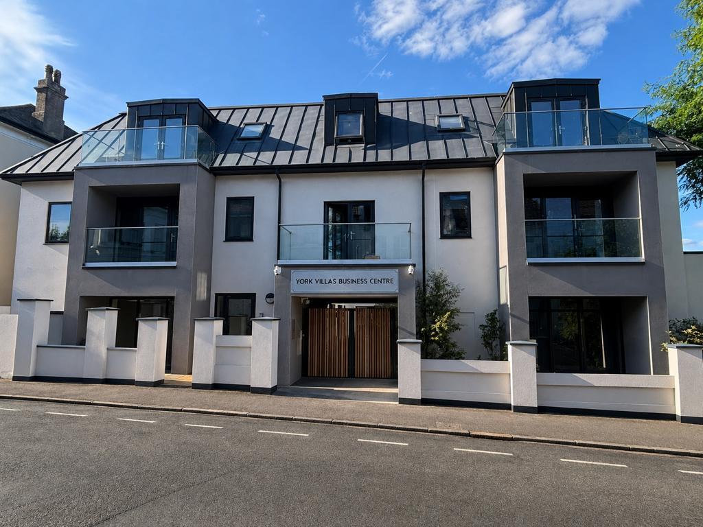 Main image of property: 24A York Villas, Brighton BN1 3TS
