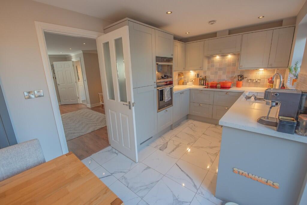 1 Carr Meadows, Cowling BD22 0BR - View 6