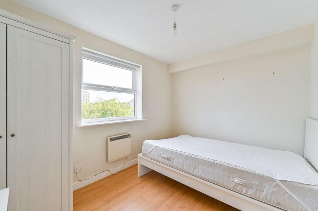 Apartment in London - More