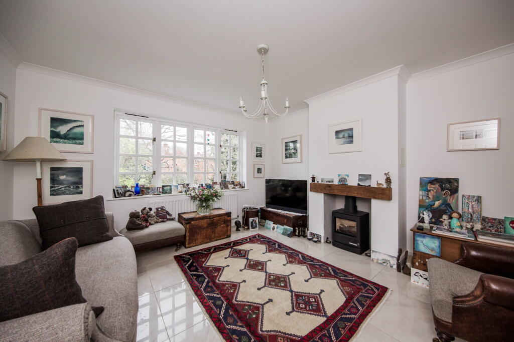 House in Tonbridge - View 3