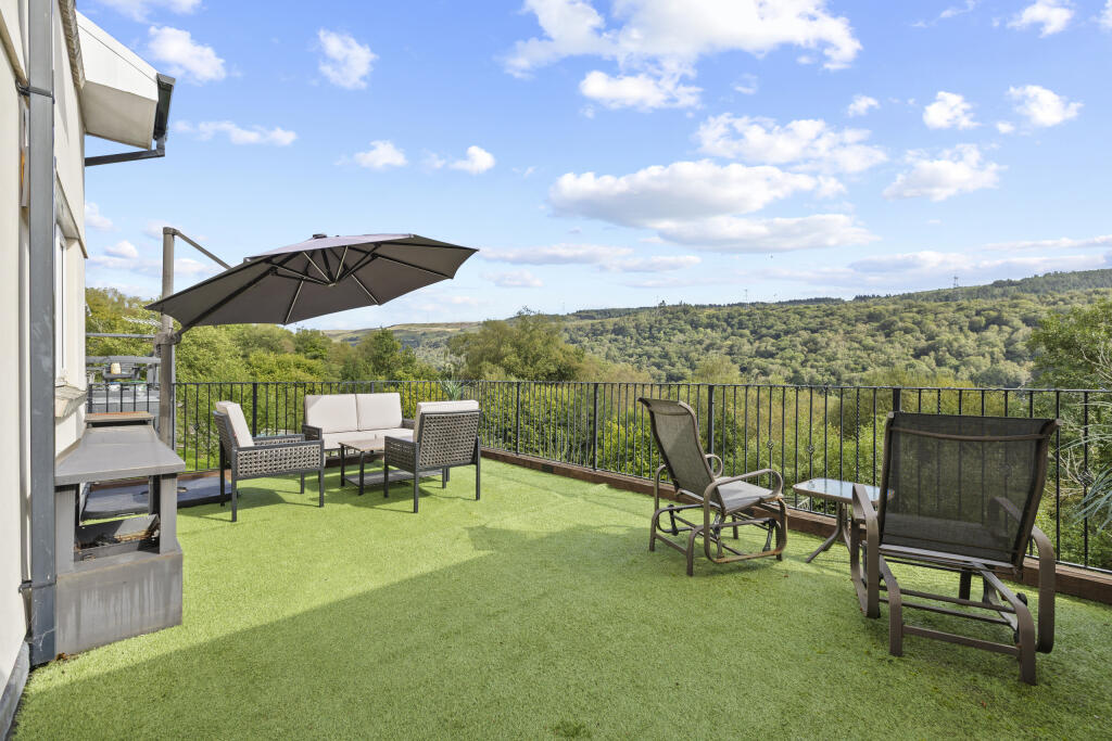House in Swansea - View 4