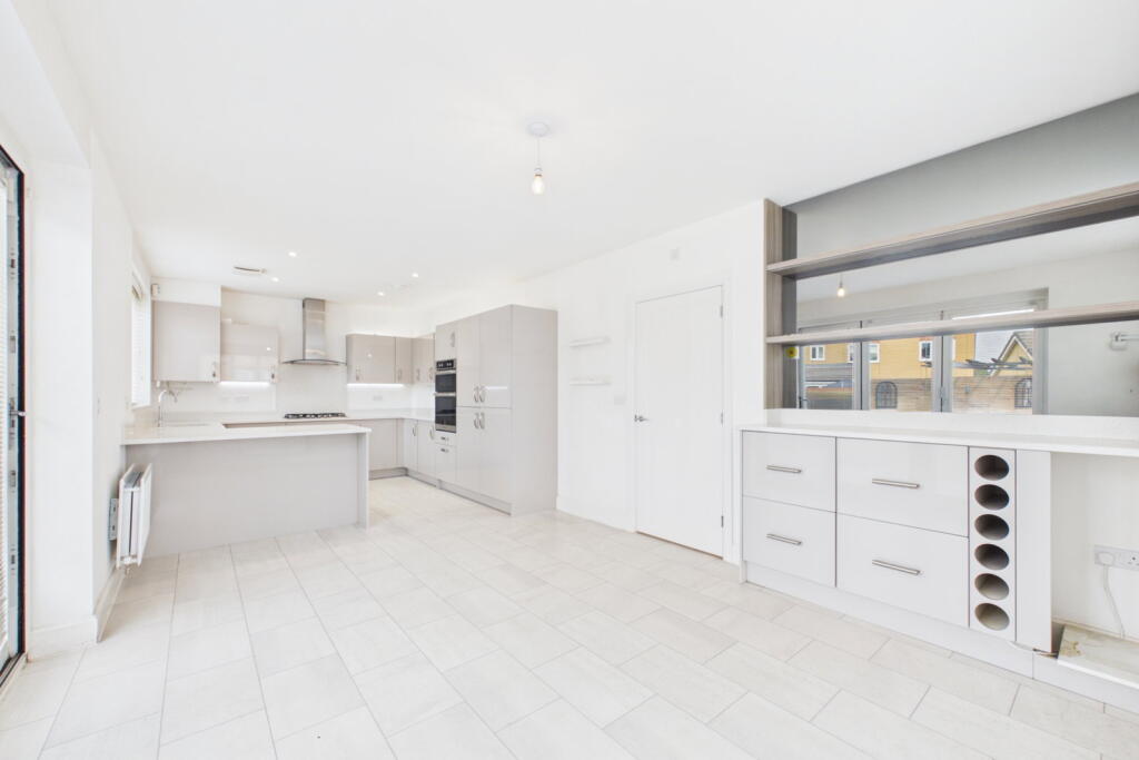 House in Reading - View 2
