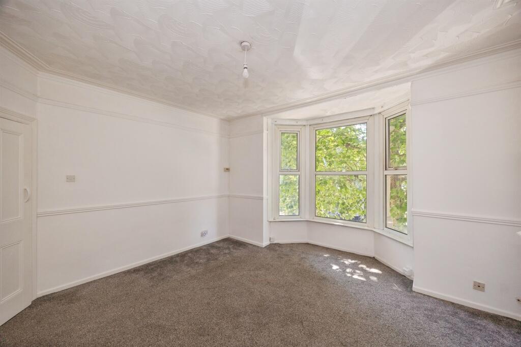 Apartment in Portsmouth - View 3