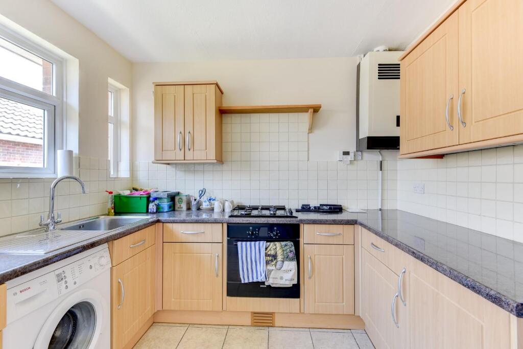 Crabtree Lane, Lancing photo 2
