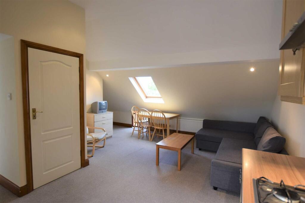 Main image of property: Grove Avenue, Finchley