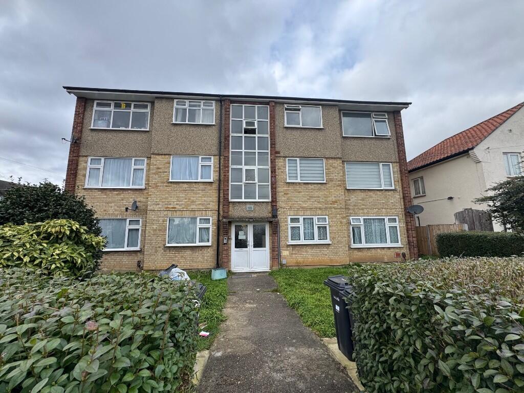 Main image of property: Lexden Drive, Romford, London, RM6