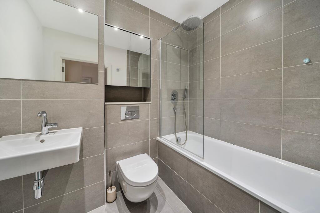 Apartment in London - View 4