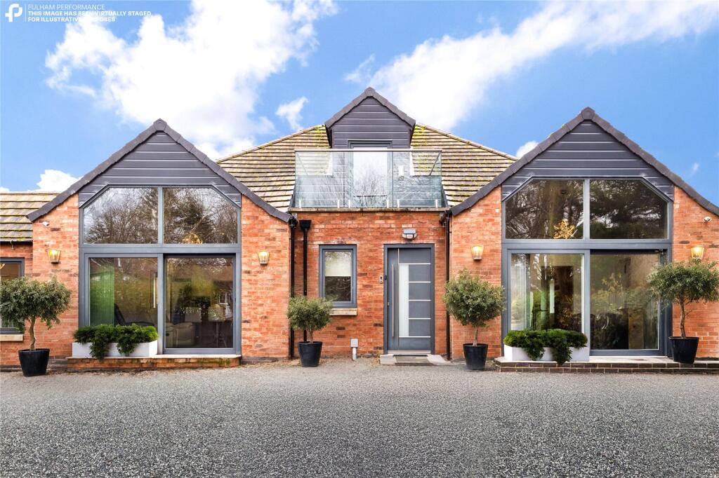 Main image of property: The Avenue, Healing, Grimsby, N E Lincs, DN41