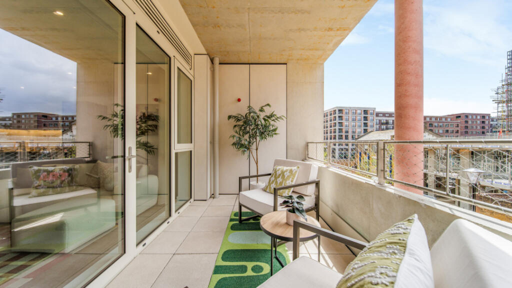 Main image of property: Hepscott Road
Hackney
London
E9 5HJ
