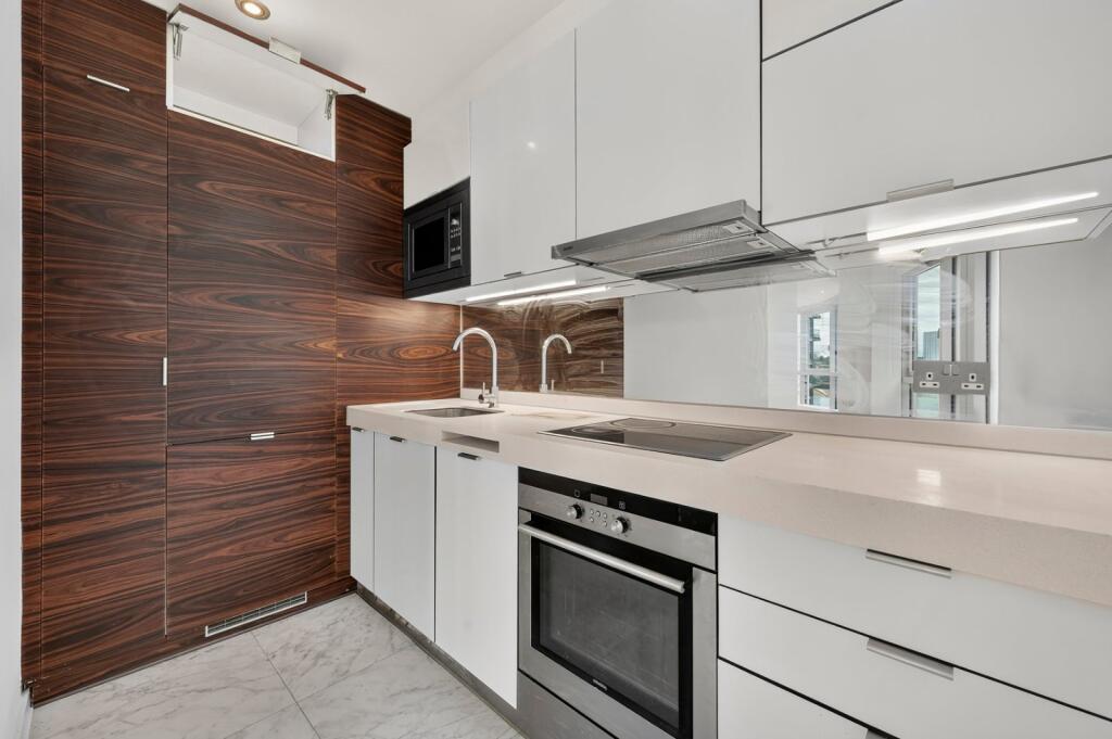 Apartment in London - View 4
