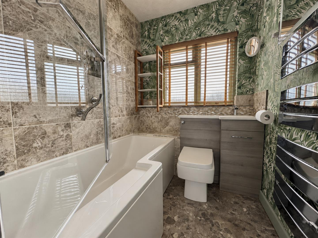 House in Slough - View 5