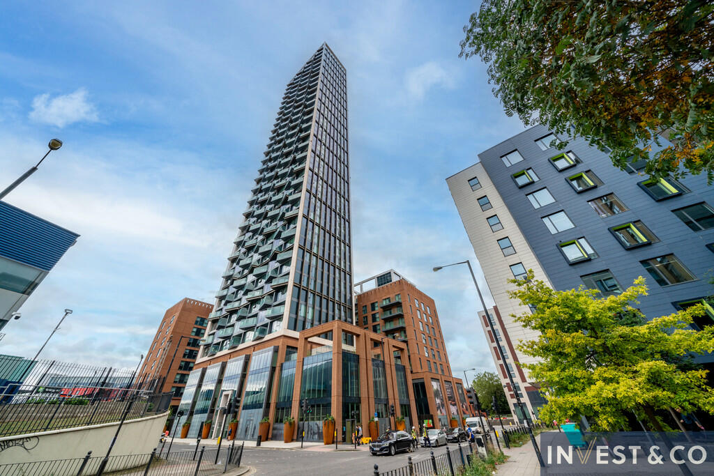 2-bed flat on Icon Tower W3, £675,000