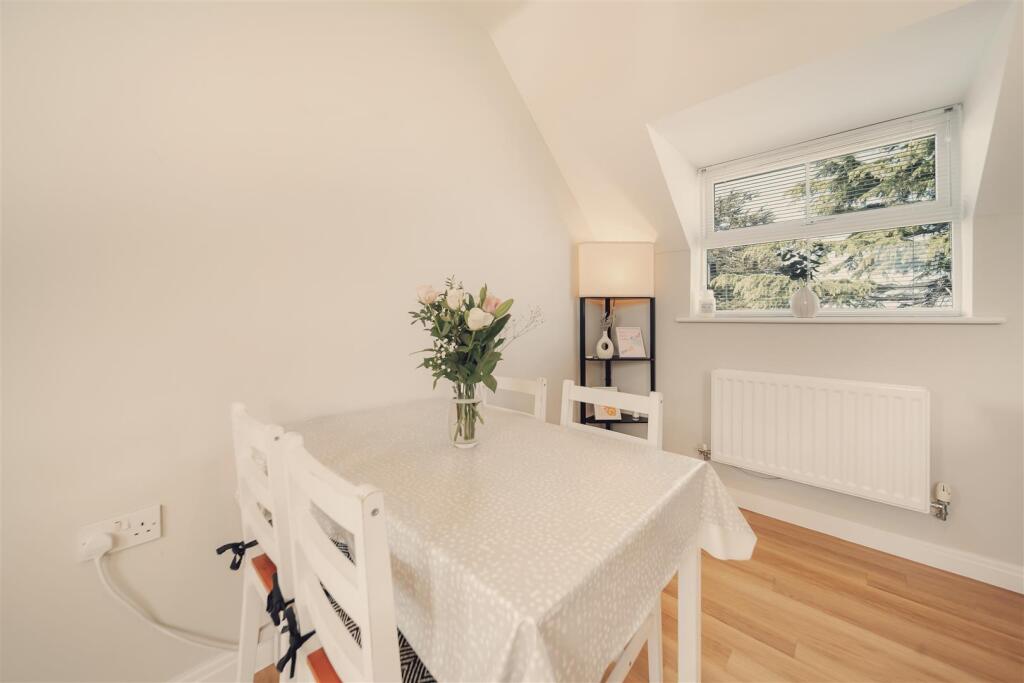 Apartment in Ipswich - View 4