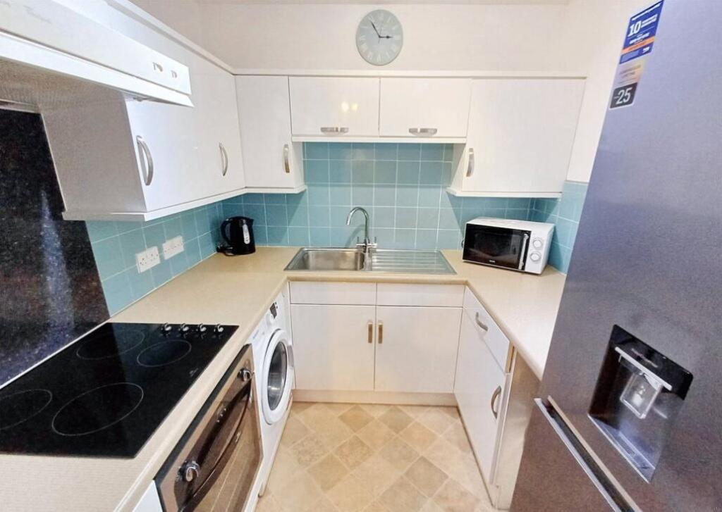 Apartment in Bournemouth - View 3