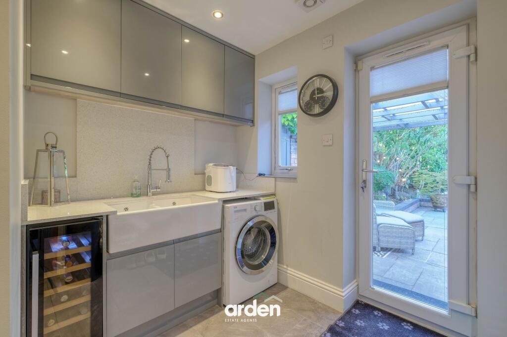 House in Solihull, Shirley - More