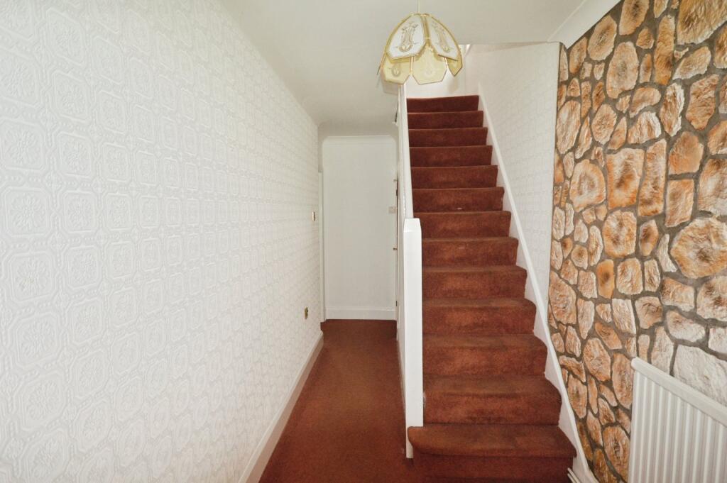 Churchside, Hasland, Chesterfield, Derbyshire, S41 photo 2