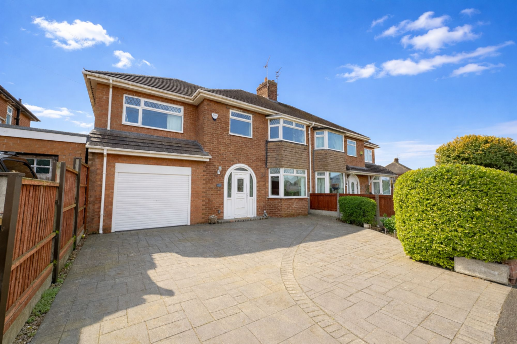 Main image of property: Leslie Avenue, Wirral, CH49